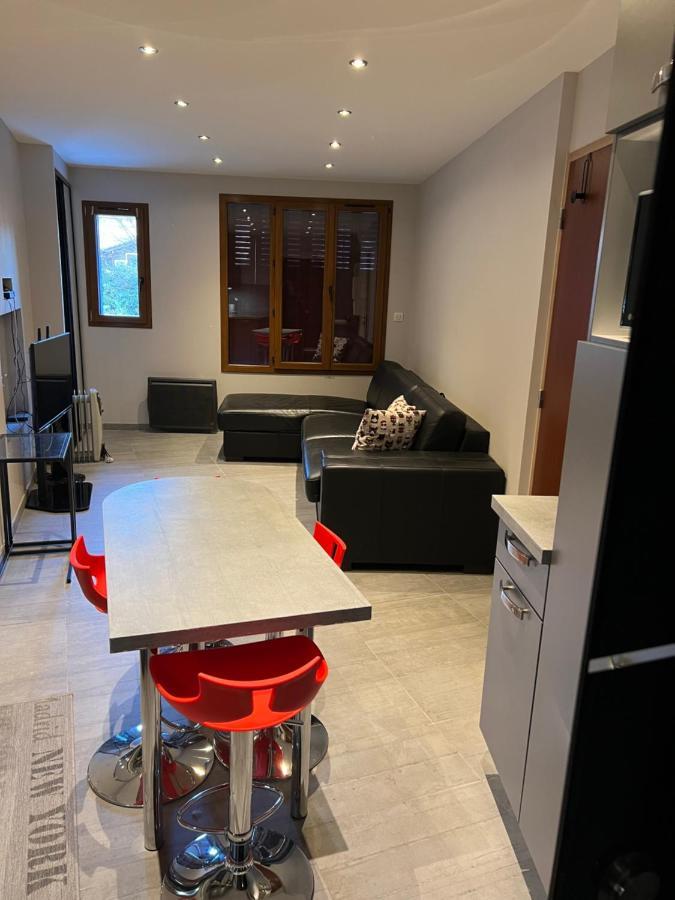 Apartamento Mandana Évian-les-Bains Exterior foto